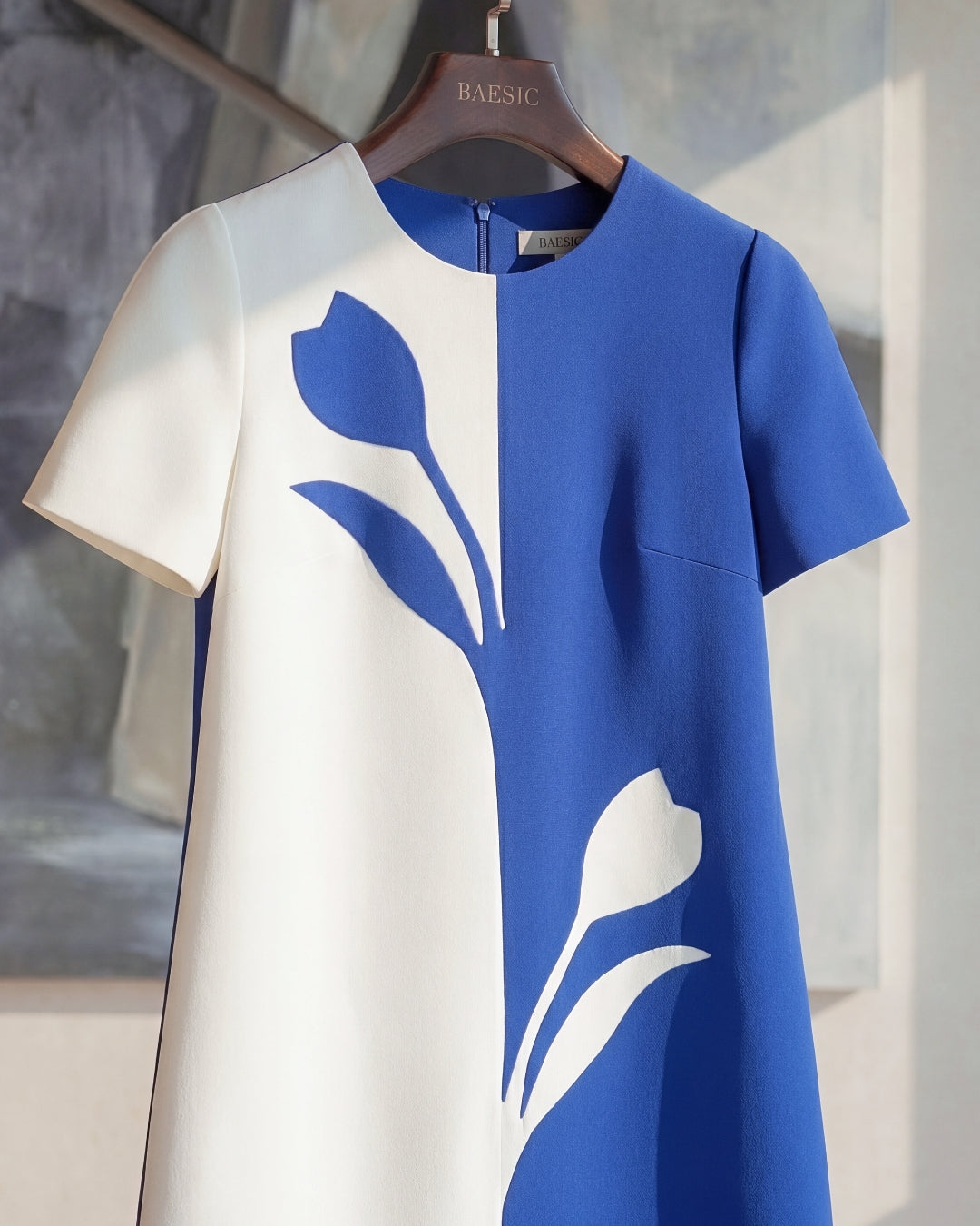 DIVA - COBALT & WHITE