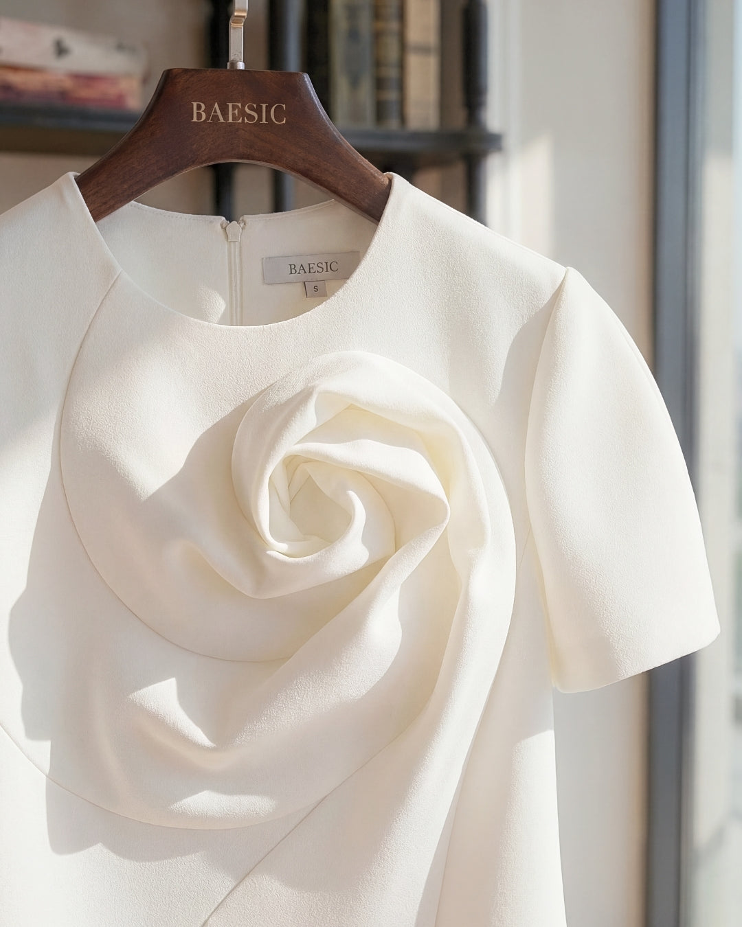 JESSICA SIGNATURE - WHITE