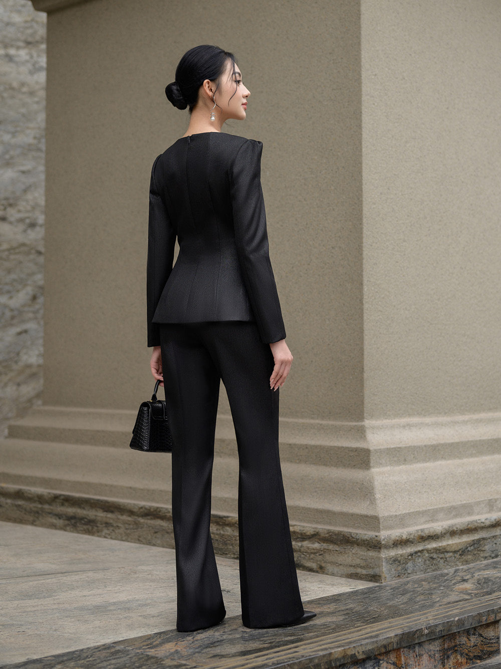 AMELIA BLACK TAILORED SUIT